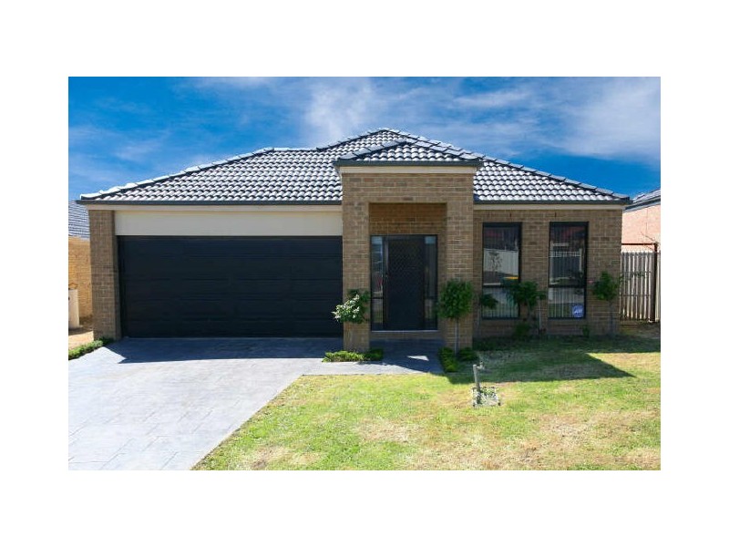 41 The Circuit, Pakenham VIC 3810
