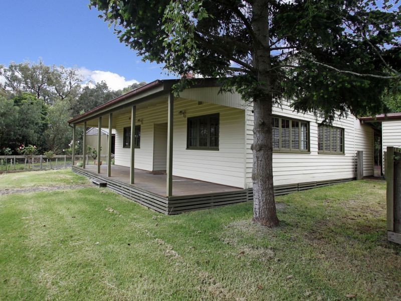 590 Pakenham Road, Pakenham Upper VIC 3810