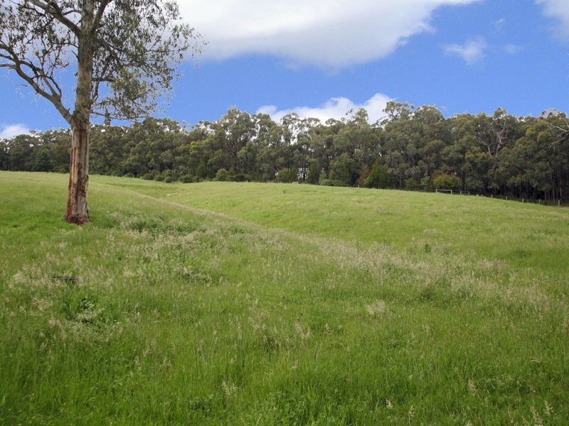 590 Pakenham Road, Pakenham Upper VIC 3810