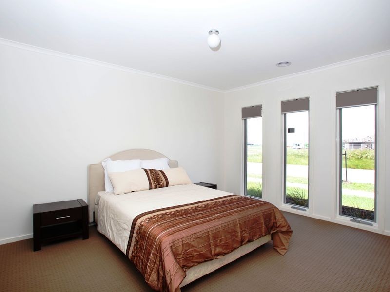 25 Stable Street, Pakenham VIC 3810