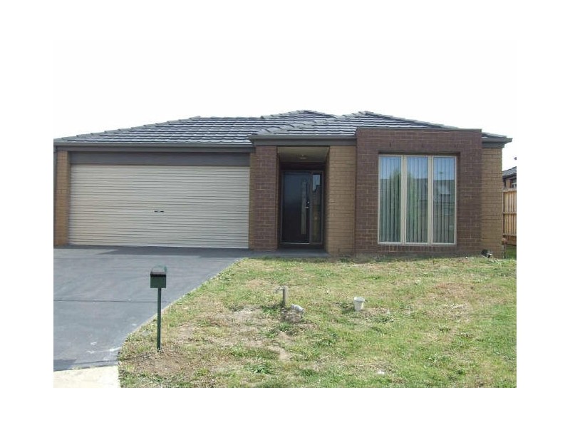 17 Mikasa Place, Pakenham VIC 3810