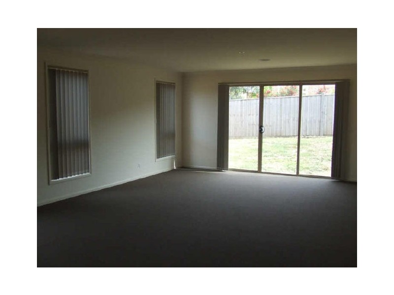 17 Mikasa Place, Pakenham VIC 3810