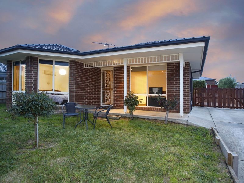 7 Yellow Gum Drive, Pakenham VIC 3810