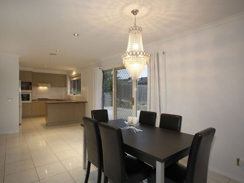 7 Yellow Gum Drive, Pakenham VIC 3810