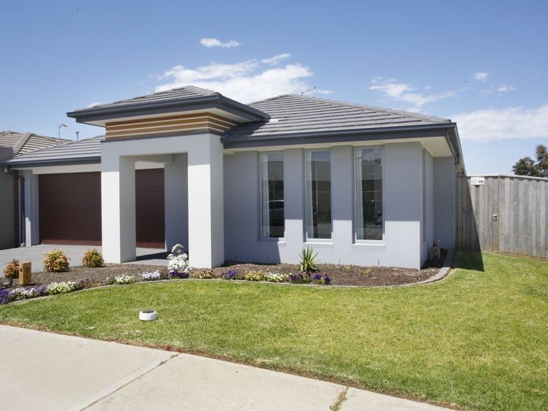 2 Glenvista Road, Pakenham VIC 3810