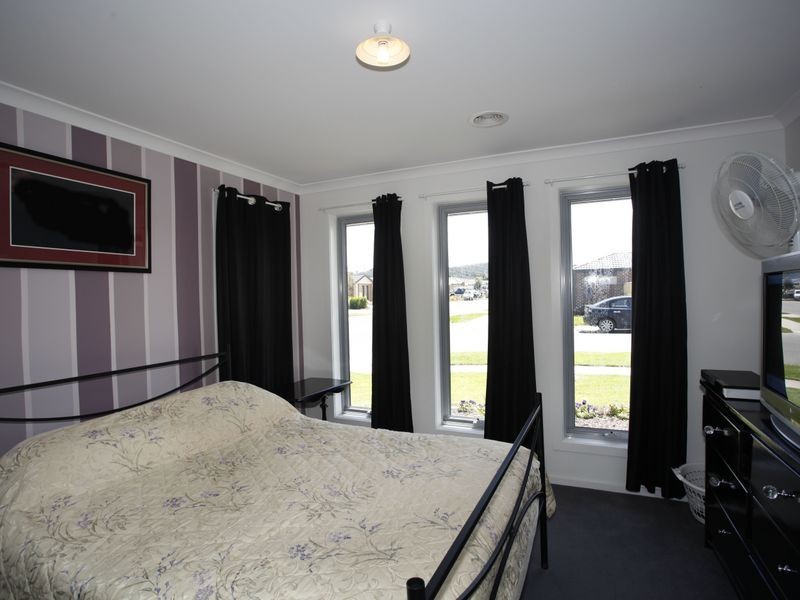 2 Glenvista Road, Pakenham VIC 3810