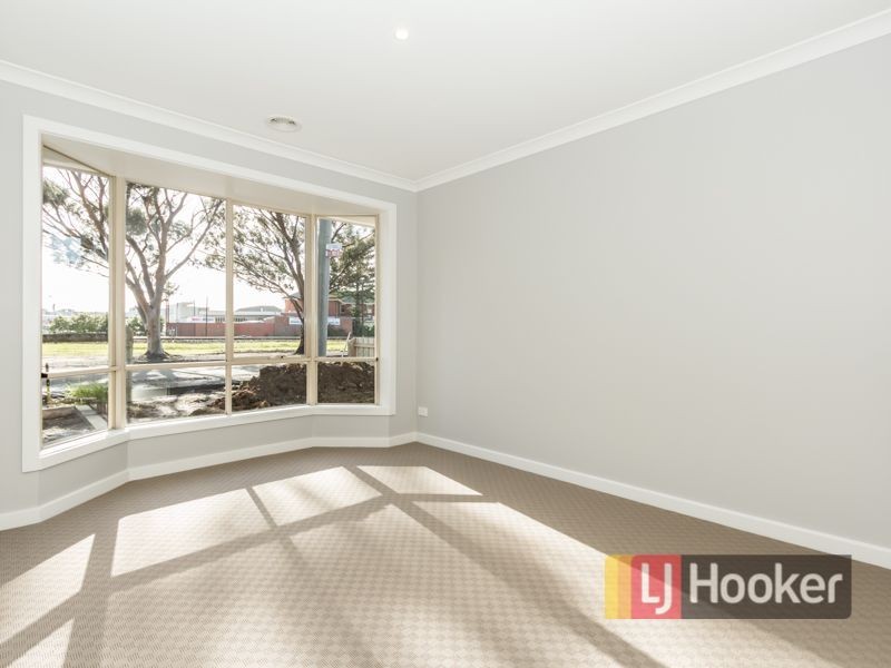 1/7 Henty Street, Pakenham VIC 3810