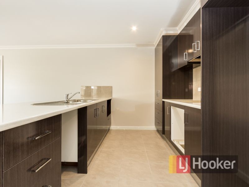 1/7 Henty Street, Pakenham VIC 3810