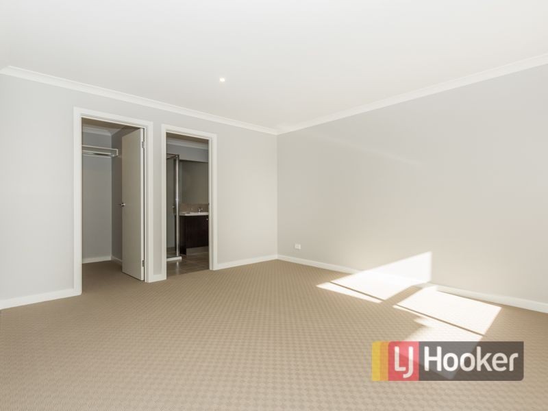 1/7 Henty Street, Pakenham VIC 3810