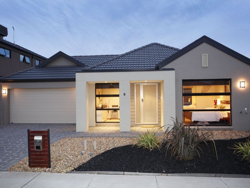 8 Georgetown Way, Officer VIC 3809