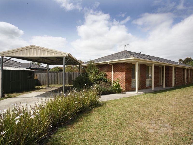 3 Darvell Court, Pakenham VIC 3810