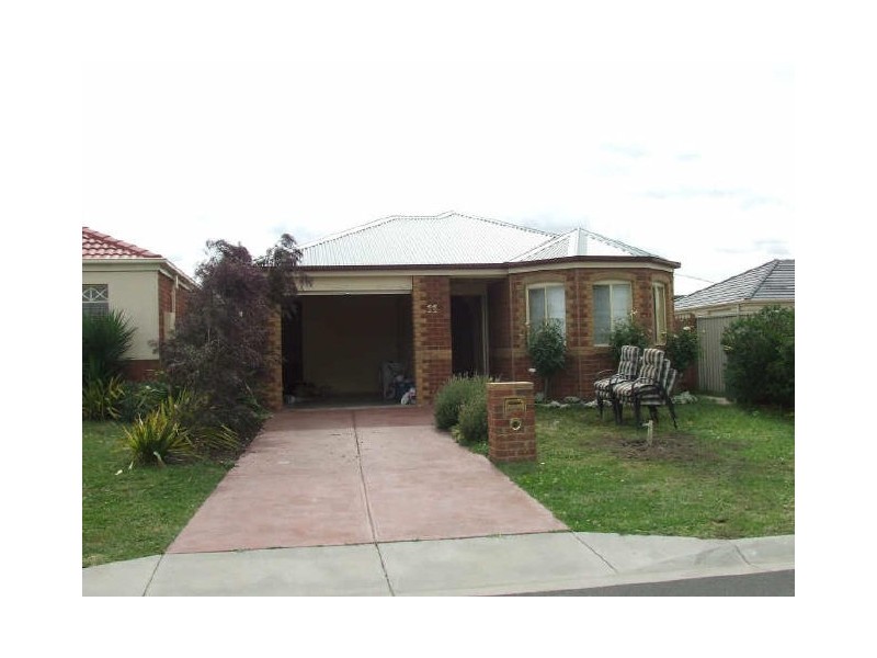 11 Buchan Green, Pakenham VIC 3810