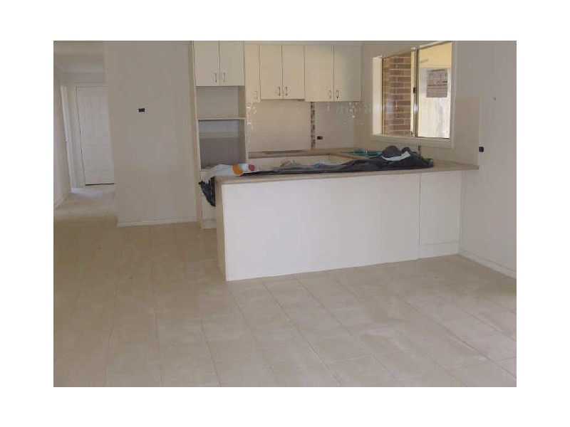 27 Azalea Avenue, Pakenham VIC 3810