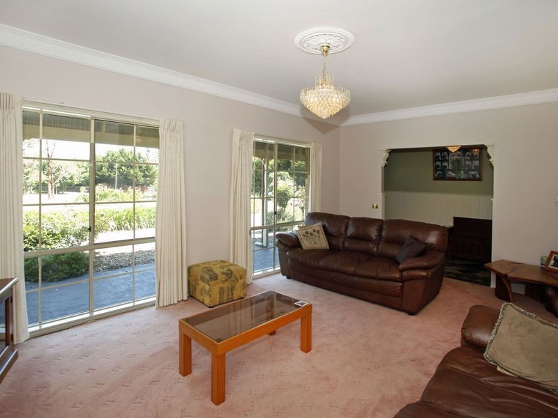 21 Pinehill Drive, Pakenham VIC 3810