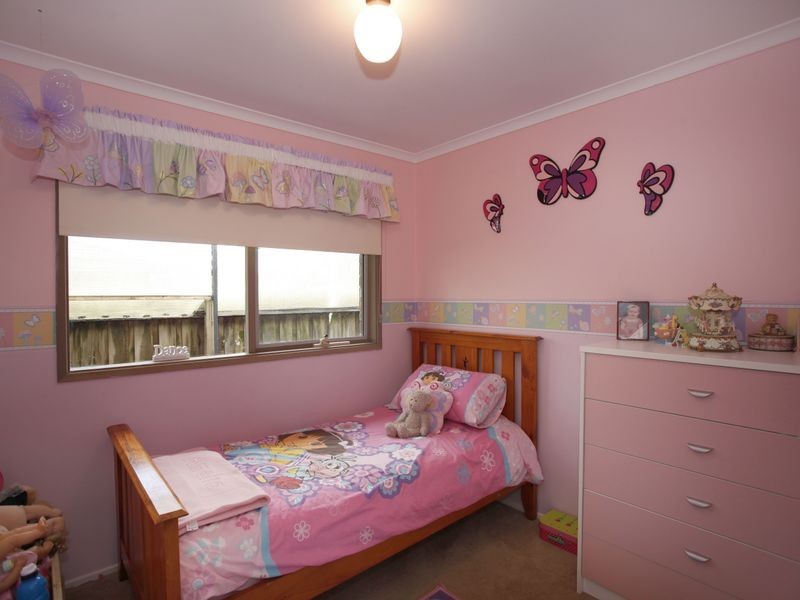 38 Barrington Drive, Pakenham VIC 3810