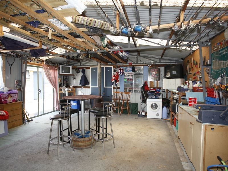 38 Barrington Drive, Pakenham VIC 3810