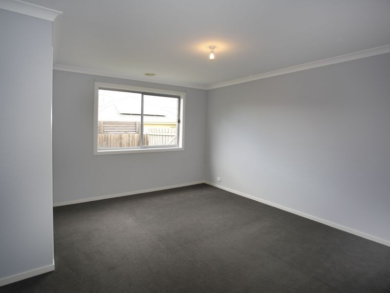 80 Ahern Road, Pakenham VIC 3810