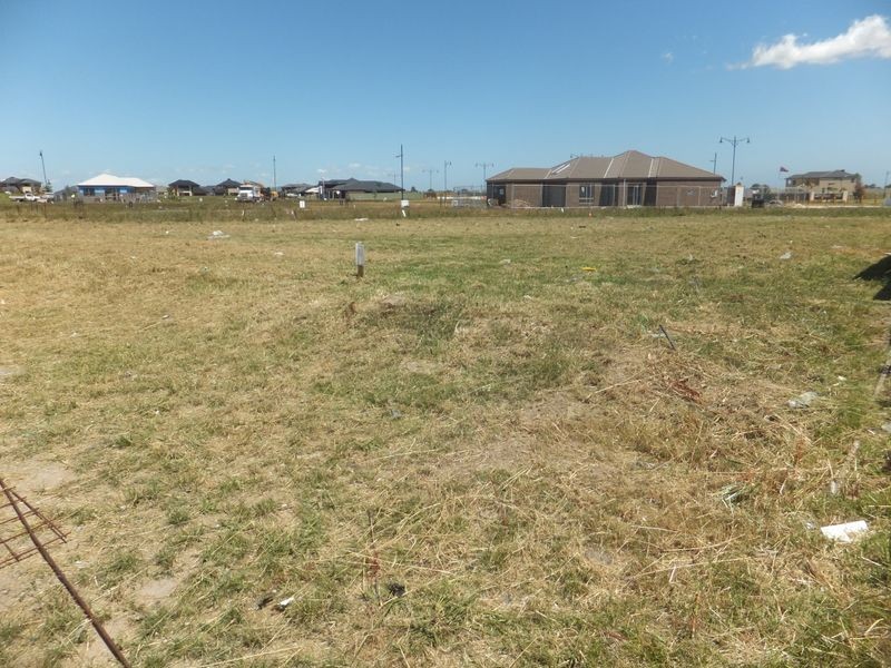 18 Stable Street, Pakenham VIC 3810