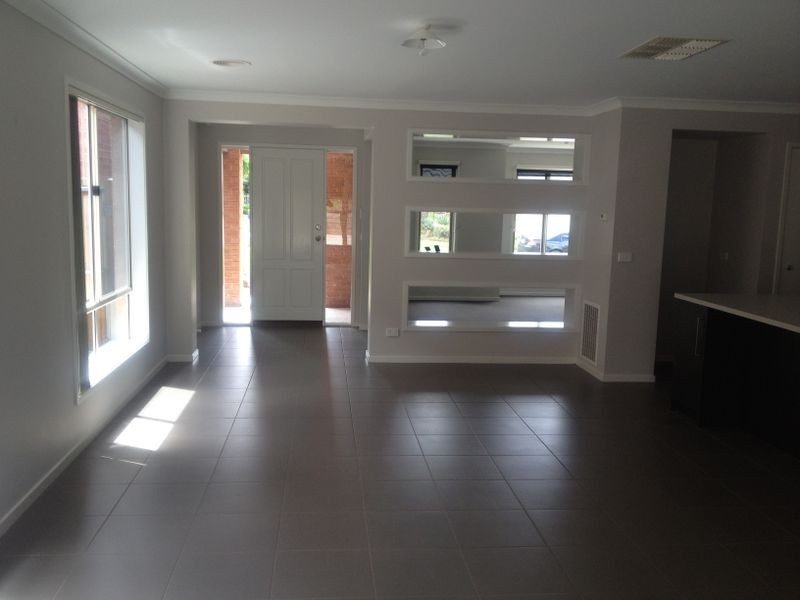 17 Shetland Court, Pakenham VIC 3810