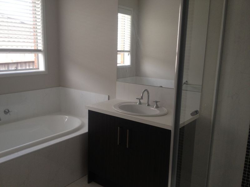 17 Shetland Court, Pakenham VIC 3810