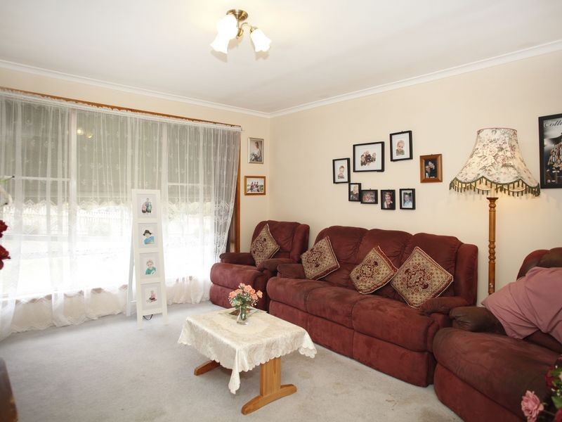 23 Deveney Street, Pakenham VIC 3810