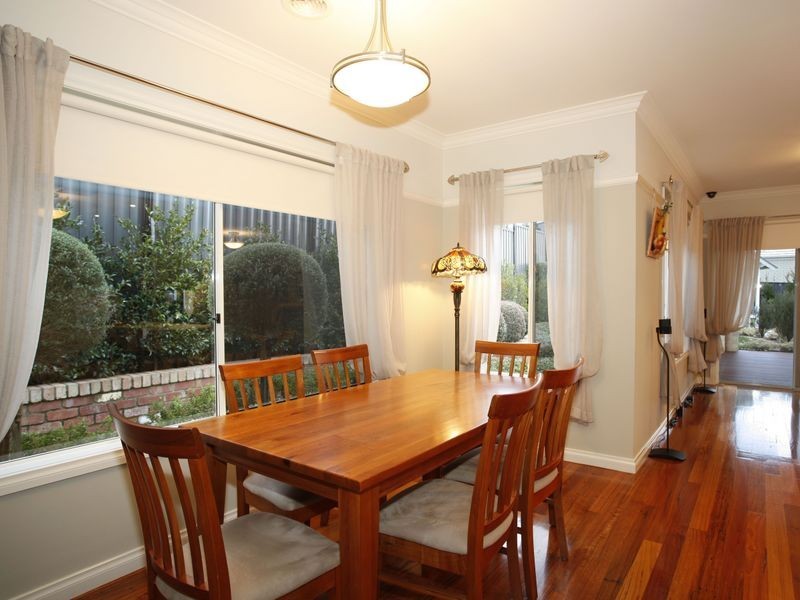 10 Michigan Grange, Pakenham VIC 3810