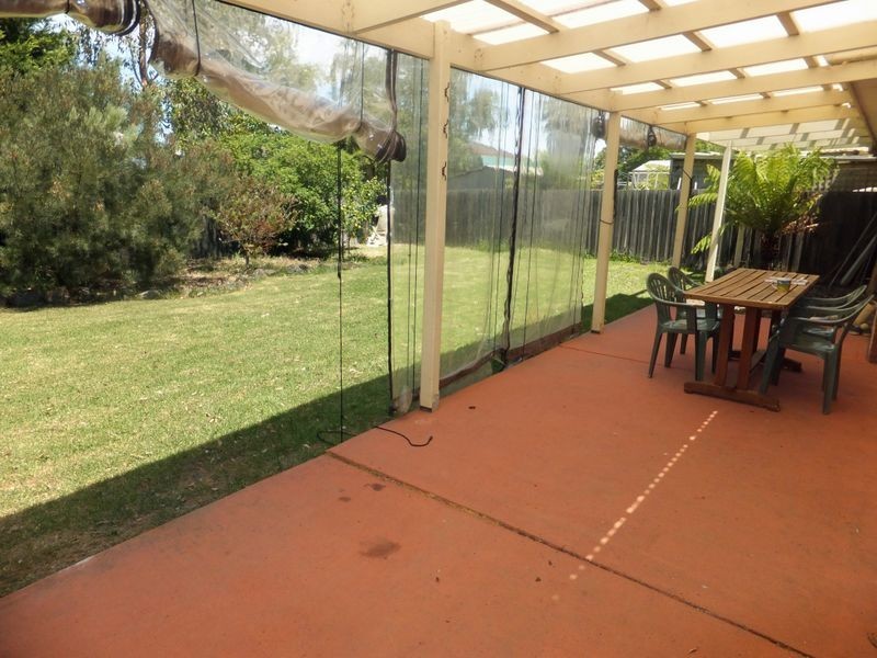 13 Duncan Drive, Pakenham VIC 3810