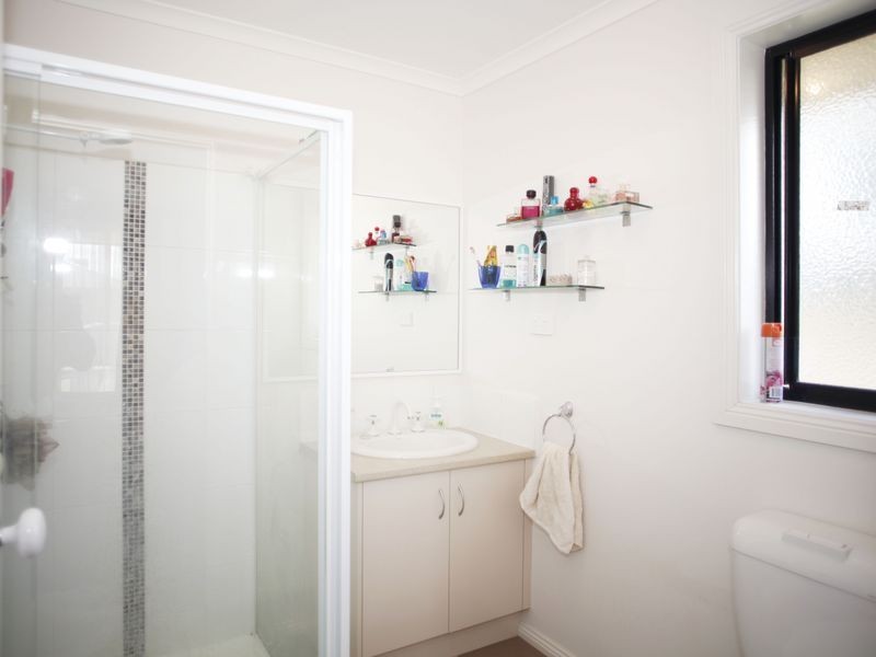 11 Barnes Way, Koo Wee Rup VIC 3981