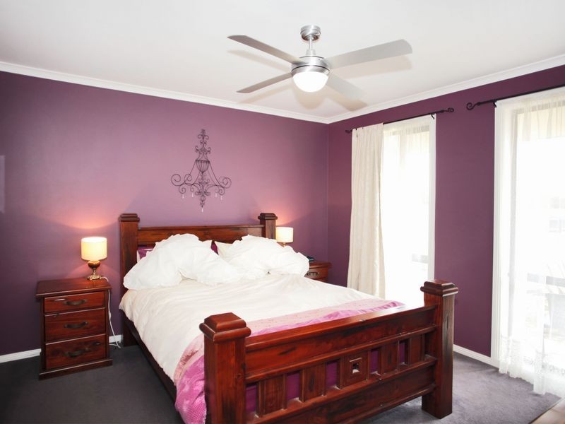 11 Barnes Way, Koo Wee Rup VIC 3981