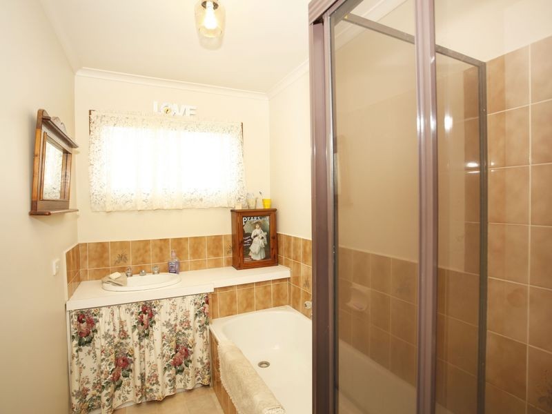 1/13 Lorraine Court, Pakenham VIC 3810