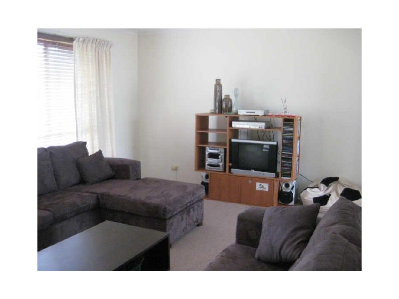 6 Joy Mews, Pakenham VIC 3810