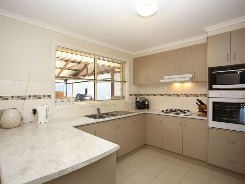 49 Tuscany Rise, Pakenham VIC 3810