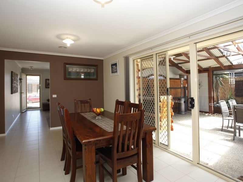 49 Tuscany Rise, Pakenham VIC 3810