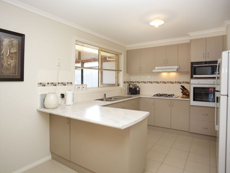 49 Tuscany Rise, Pakenham VIC 3810