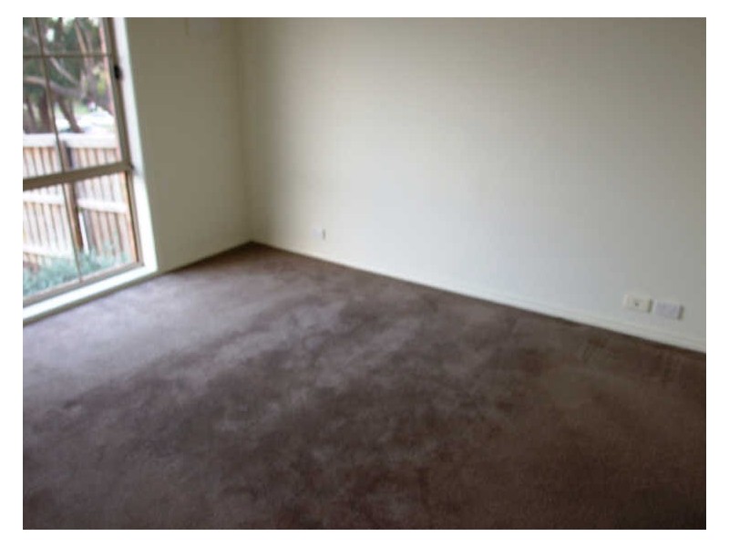 4/11 Renlik Court, Pakenham VIC 3810