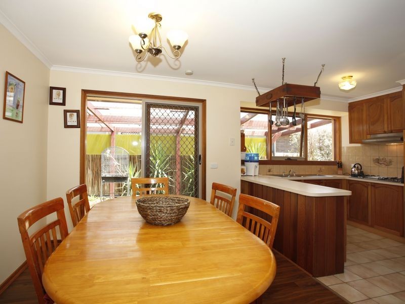 9 Bevan Court, Pakenham VIC 3810