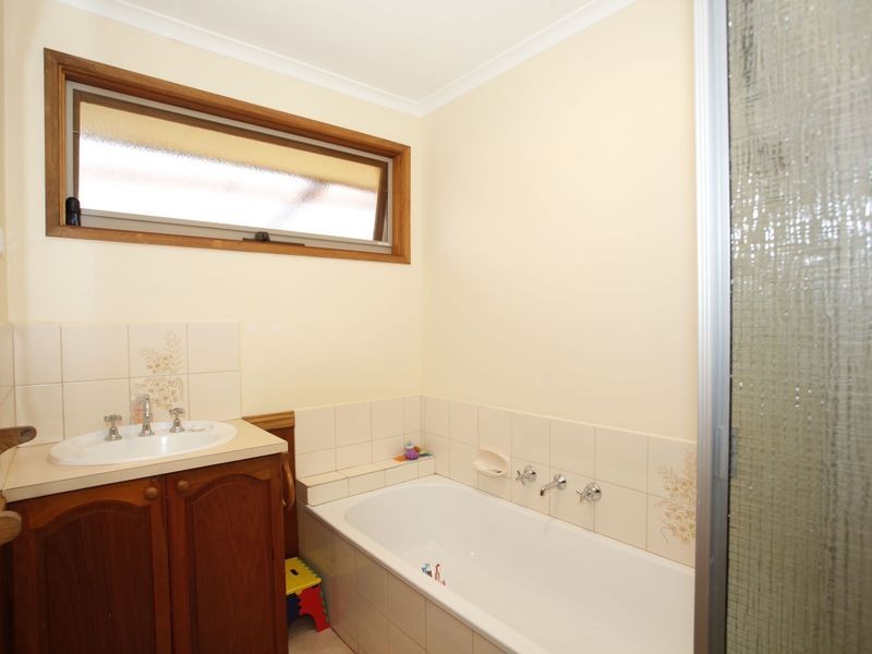 9 Bevan Court, Pakenham VIC 3810