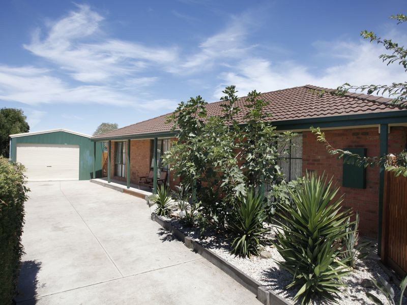 9 Bevan Court, Pakenham VIC 3810