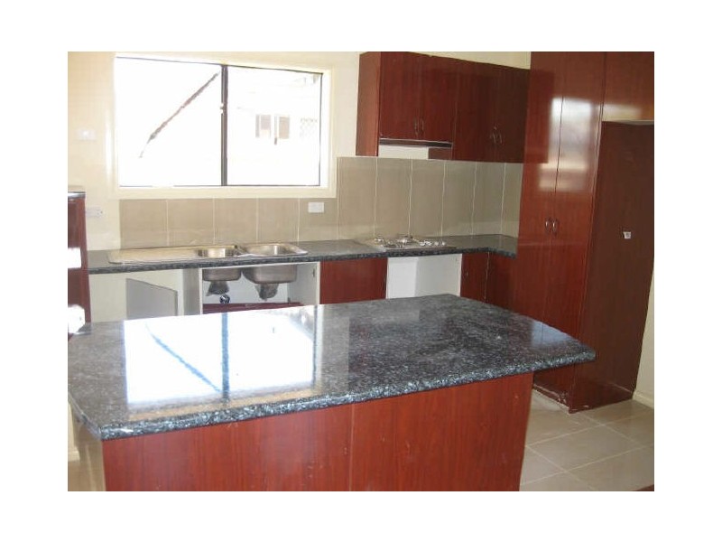 2/30 Grand Central Boulevard, Pakenham VIC 3810