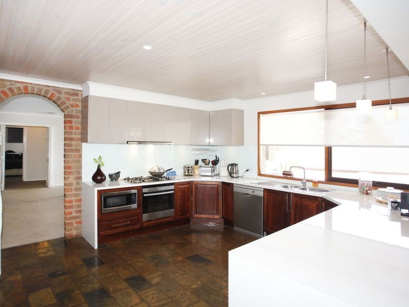 69 Ahern Road, Pakenham VIC 3810