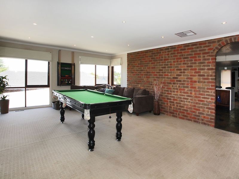 69 Ahern Road, Pakenham VIC 3810