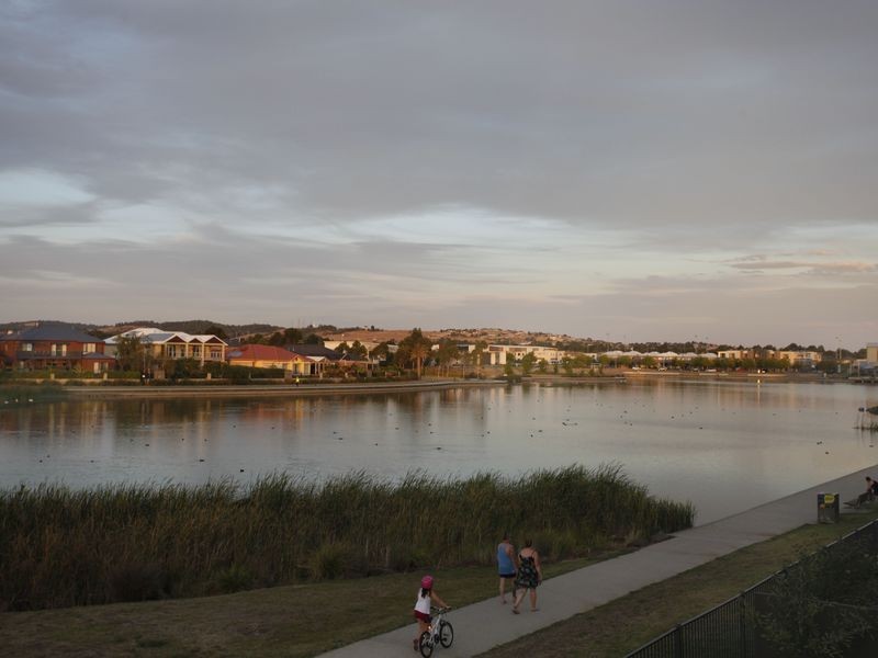 7 Albatross Drive, Pakenham VIC 3810