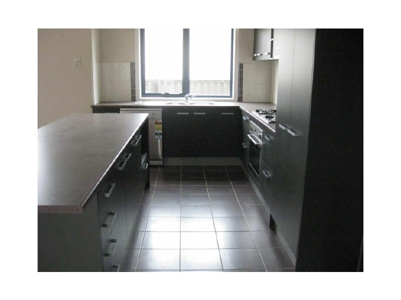 12 Michigan Grange, Pakenham VIC 3810