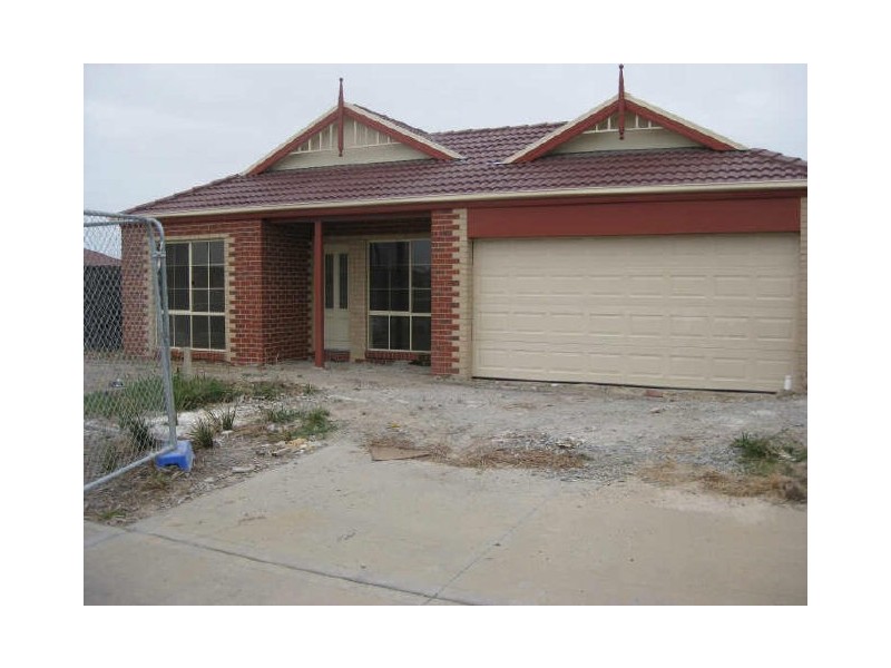 30 Darwin Way, Pakenham VIC 3810