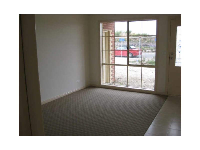 30 Darwin Way, Pakenham VIC 3810