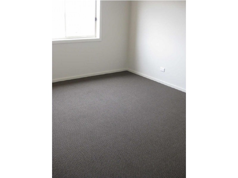 52 Sandalwood Drive, Pakenham VIC 3810