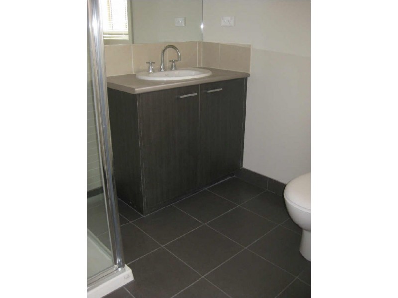 52 Sandalwood Drive, Pakenham VIC 3810