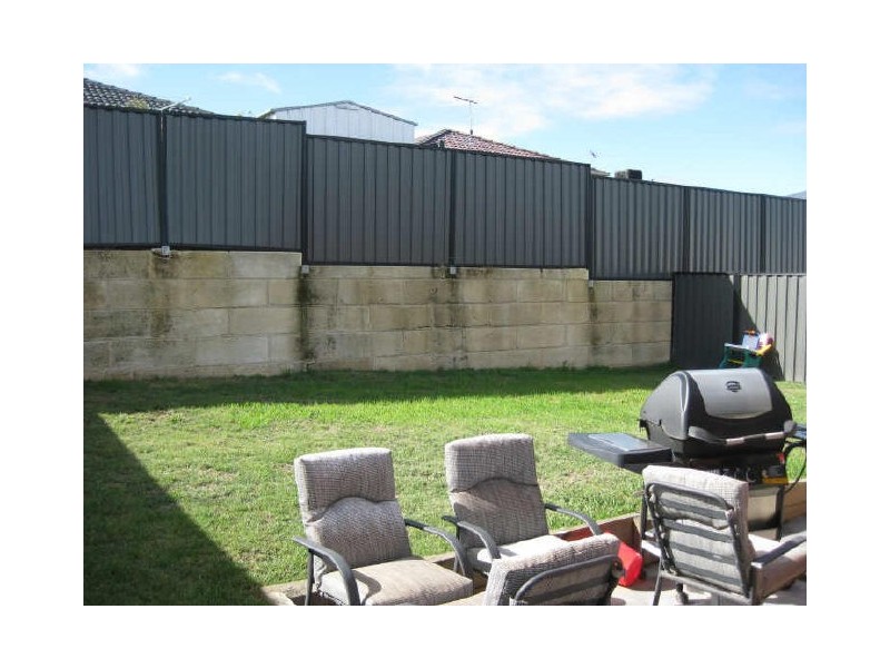 16 Huron Parkway, Pakenham VIC 3810