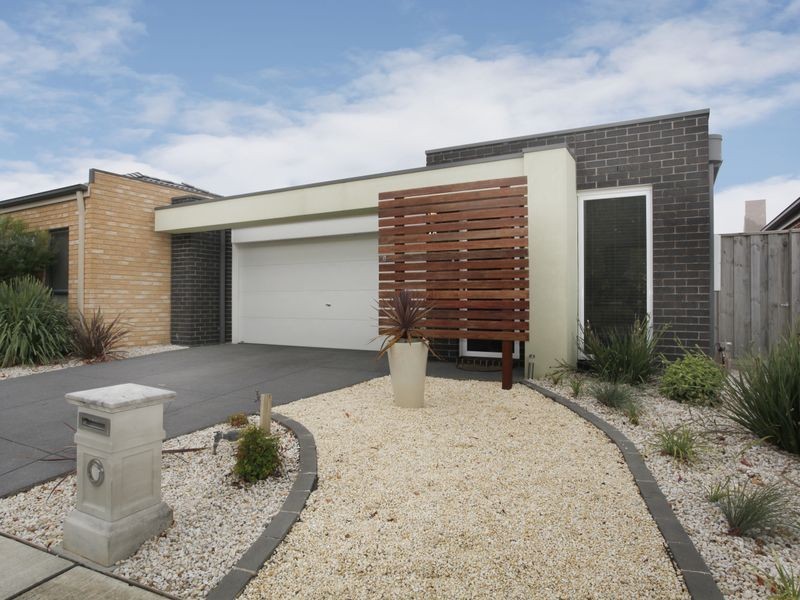 46 Kosta Boda Boulevard, Pakenham VIC 3810