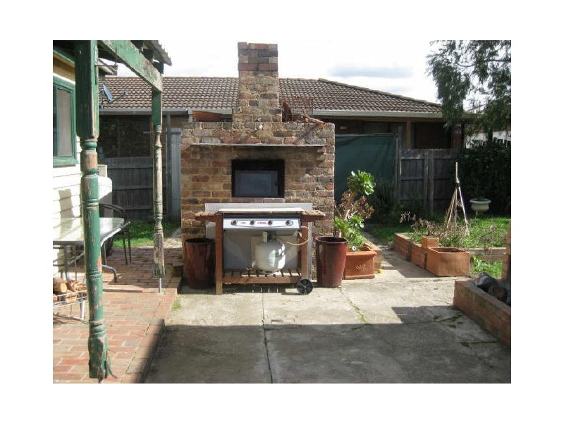 9 Beswick Street, Garfield VIC 3814